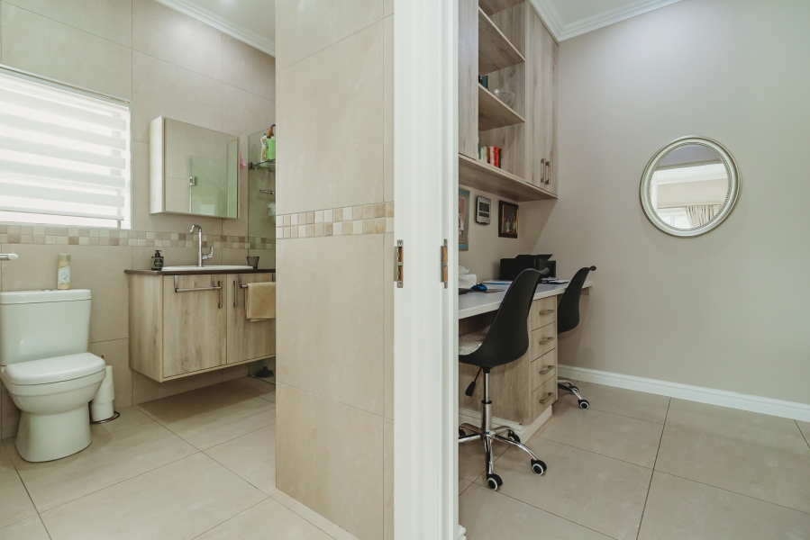 3 Bedroom Property for Sale in Kraaibosch Country Estate Western Cape